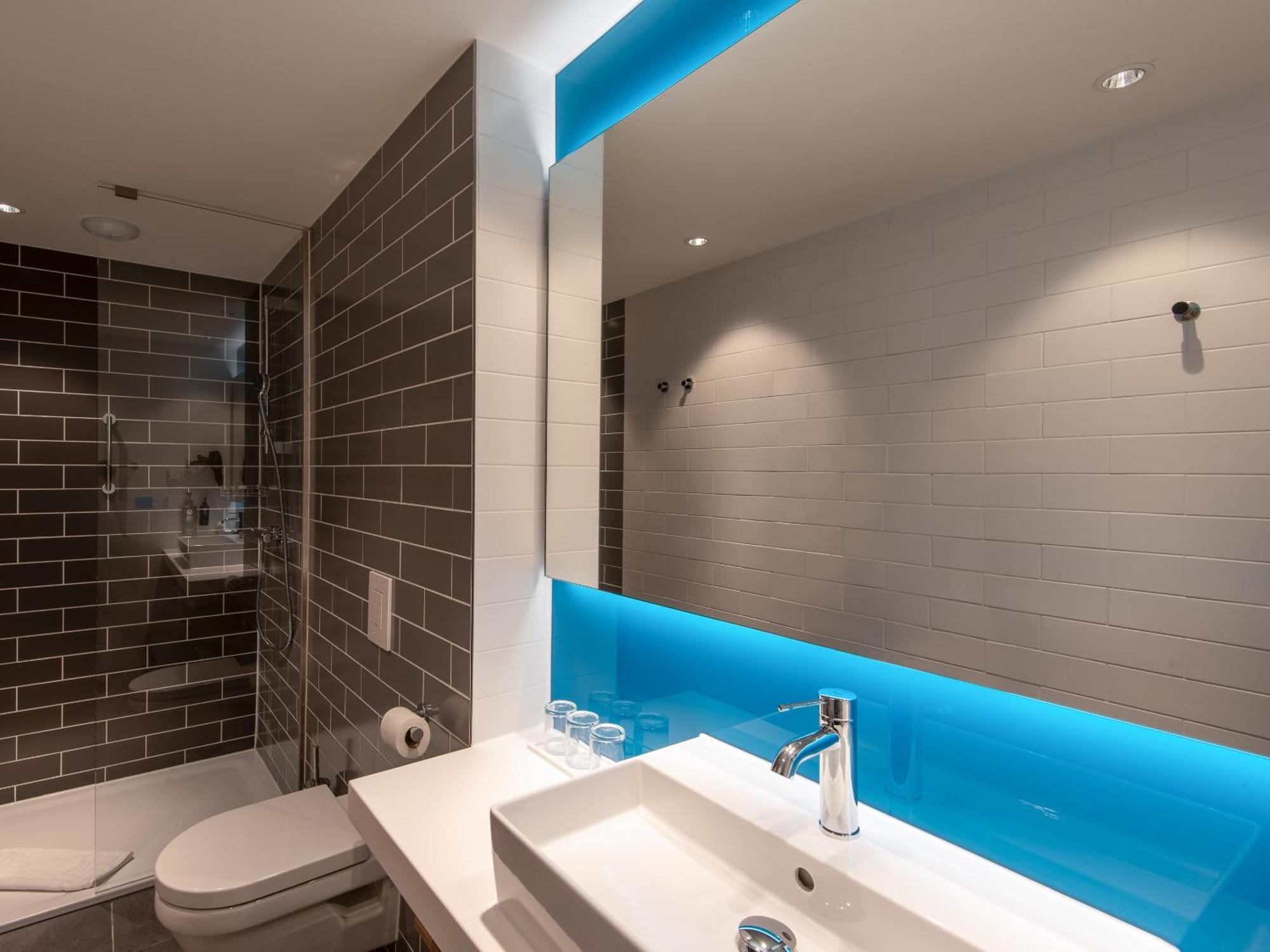Holiday Inn Express Heilbronn By Ihg エクステリア 写真