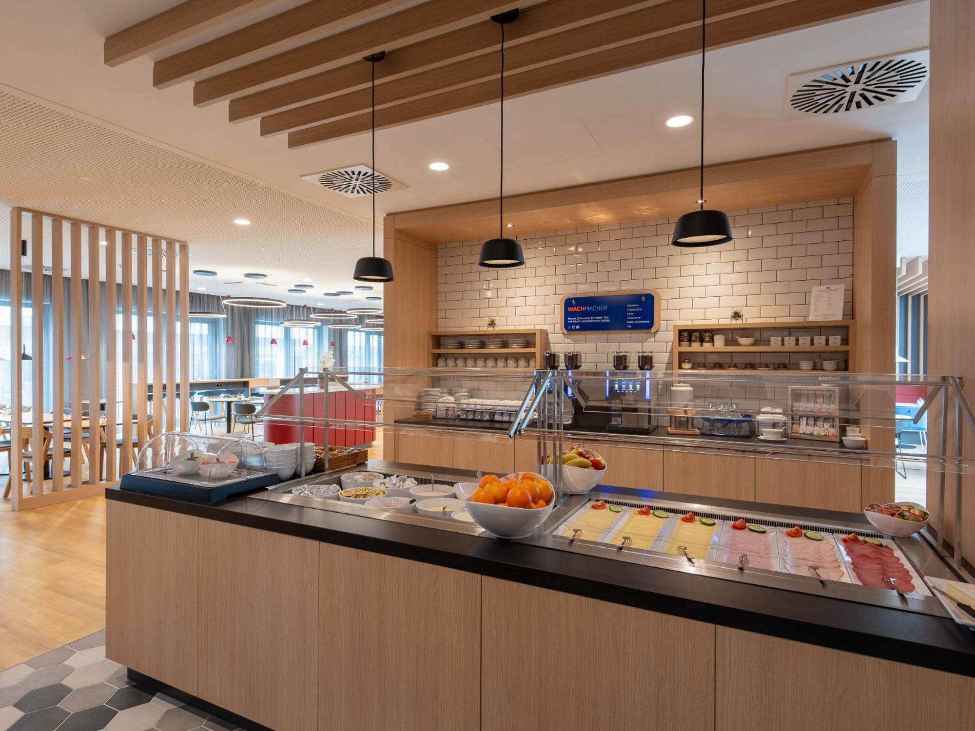 Holiday Inn Express Heilbronn By Ihg エクステリア 写真